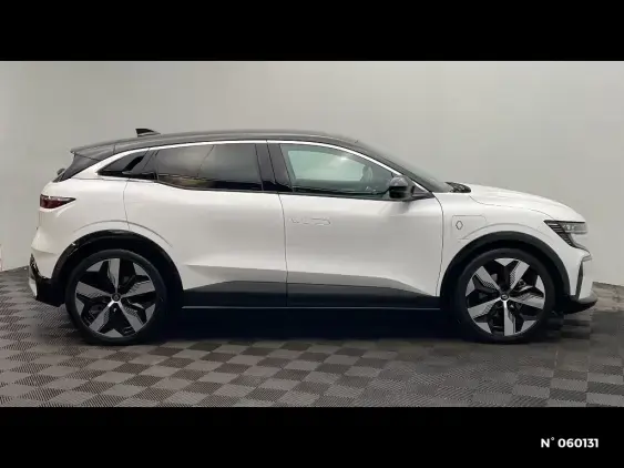 RENAULT MEGANE V - voiture d'occasion - Photo 5