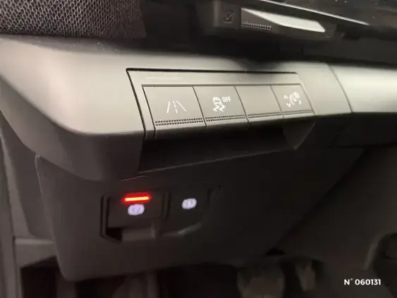 RENAULT MEGANE V - voiture d'occasion - Photo 15