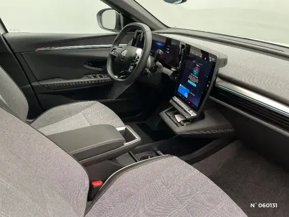 RENAULT MEGANE V - voiture d'occasion - Photo 10