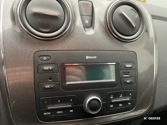 DACIA SANDERO II - voiture d'occasion - Photo 13