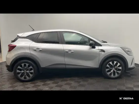 RENAULT CAPTUR II - voiture d'occasion - Photo 5