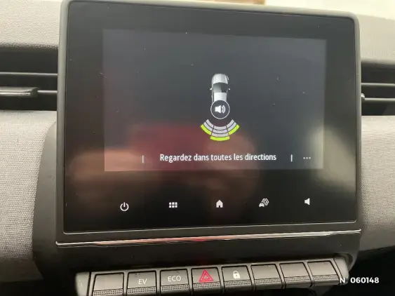 RENAULT CLIO V - voiture d'occasion - Photo 14