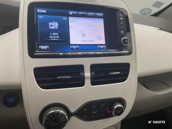 RENAULT ZOE - voiture d'occasion - Photo 13