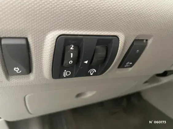 RENAULT ZOE - voiture d'occasion - Photo 15