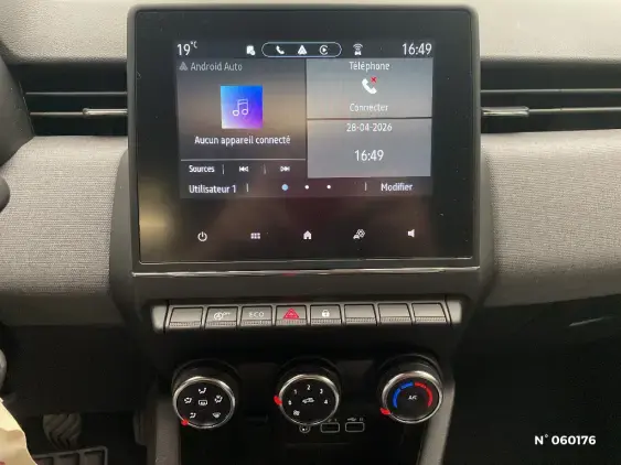 RENAULT CLIO V - voiture d'occasion - Photo 13