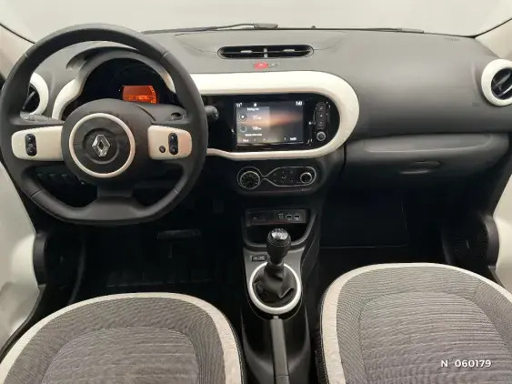 RENAULT TWINGO III - voiture d'occasion - Photo 9