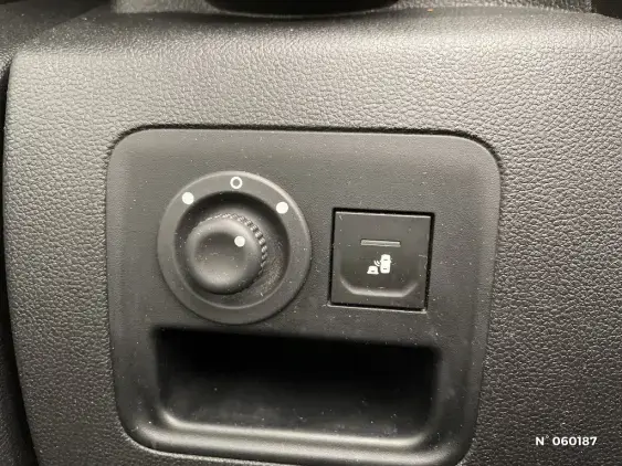DACIA DUSTER II - voiture d'occasion - Photo 15