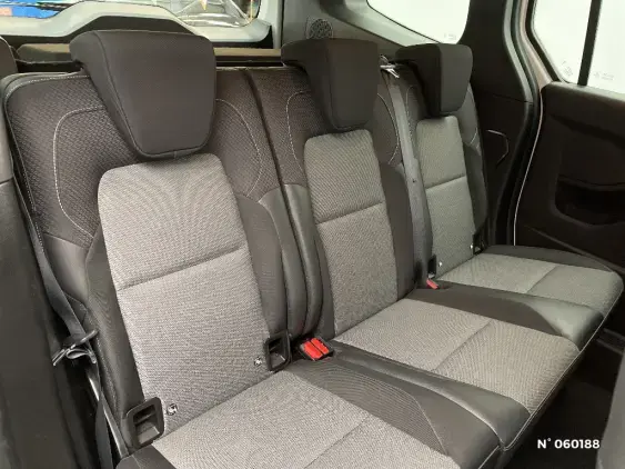 RENAULT KANGOO III - voiture d'occasion - Photo 10