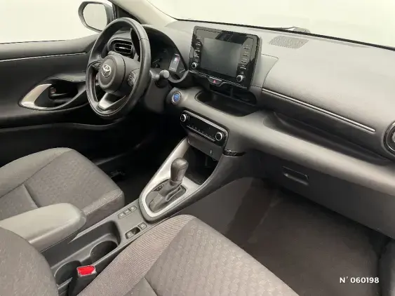 TOYOTA YARIS IV - voiture d'occasion - Photo 10