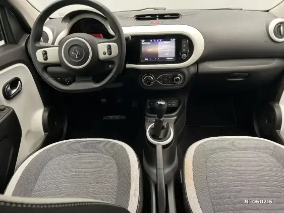 RENAULT TWINGO III - voiture d'occasion - Photo 9