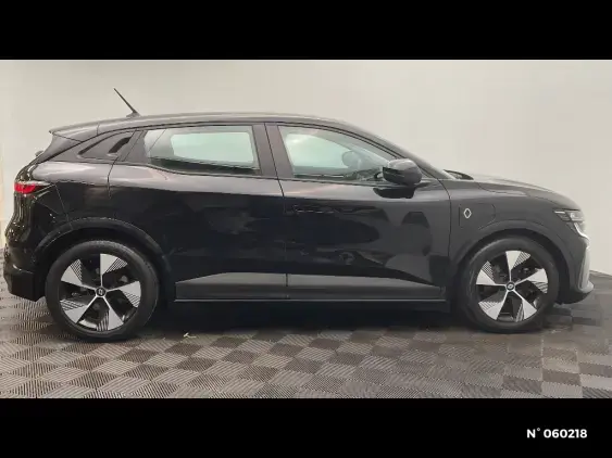 RENAULT MEGANE V - voiture d'occasion - Photo 5