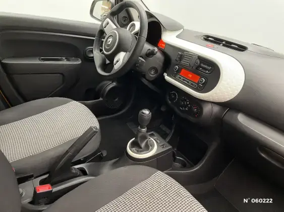 RENAULT TWINGO III - voiture d'occasion - Photo 10
