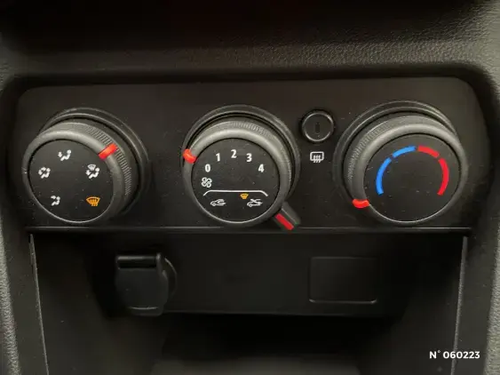 DACIA SANDERO III - voiture d'occasion - Photo 15
