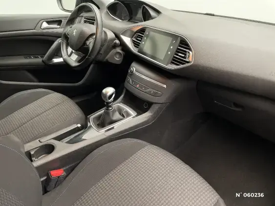 PEUGEOT 308 II - voiture d'occasion - Photo 10