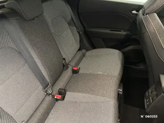 RENAULT CAPTUR II - voiture d'occasion - Photo 11
