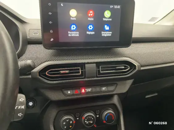 DACIA SANDERO III - voiture d'occasion - Photo 13