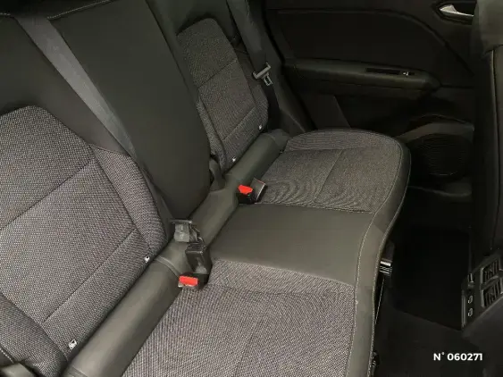 RENAULT CAPTUR II - voiture d'occasion - Photo 11