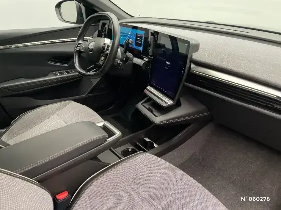 RENAULT MEGANE V - voiture d'occasion - Photo 10