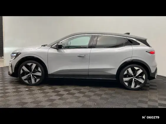 RENAULT MEGANE V - voiture d'occasion - Photo 2