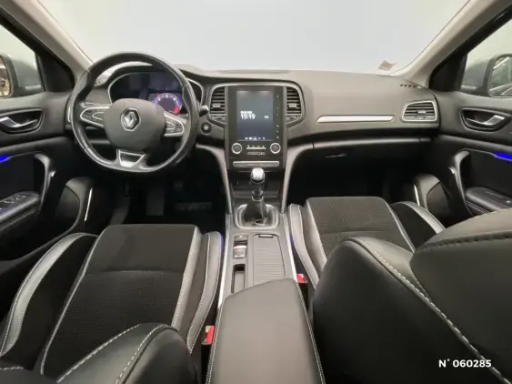 RENAULT MEGANE IV - voiture d'occasion - Photo 9
