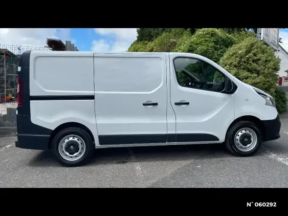 RENAULT TRAFIC III - voiture d'occasion - Photo 5