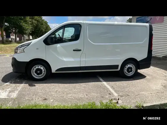 RENAULT TRAFIC III - voiture d'occasion - Photo 2