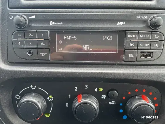 RENAULT TRAFIC III - voiture d'occasion - Photo 14