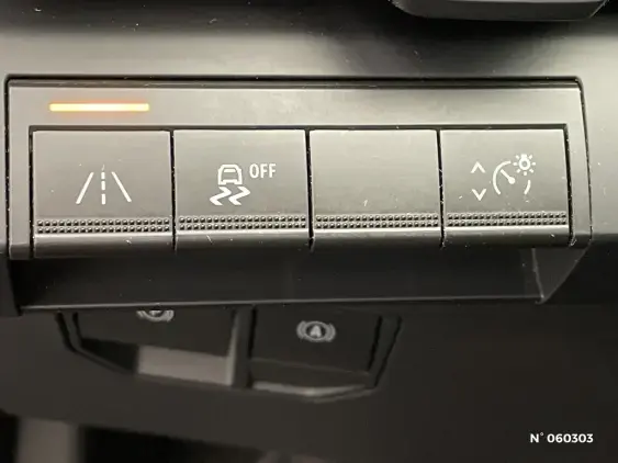 RENAULT MEGANE V - voiture d'occasion - Photo 15