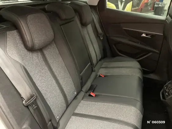 PEUGEOT 3008 II - voiture d'occasion - Photo 11