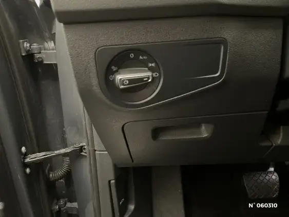 VOLKSWAGEN TIGUAN II - voiture d'occasion - Photo 15