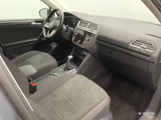 VOLKSWAGEN TIGUAN II - voiture d'occasion - Photo 10
