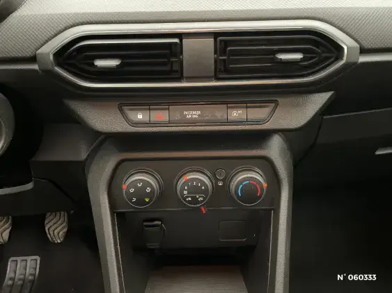 DACIA SANDERO III - voiture d'occasion - Photo 13
