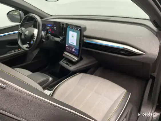 RENAULT MEGANE V - voiture d'occasion - Photo 10