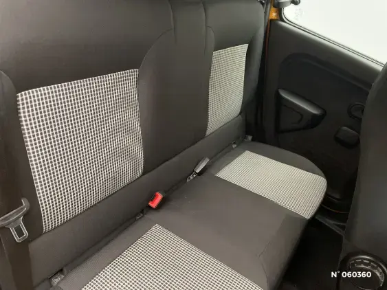 RENAULT TWINGO III - voiture d'occasion - Photo 11