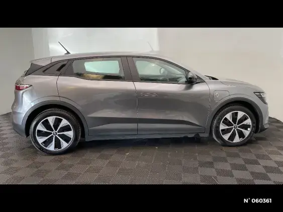 RENAULT MEGANE V - voiture d'occasion - Photo 5