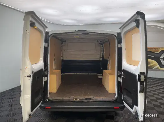 RENAULT TRAFIC FG III - voiture d'occasion - Photo 7