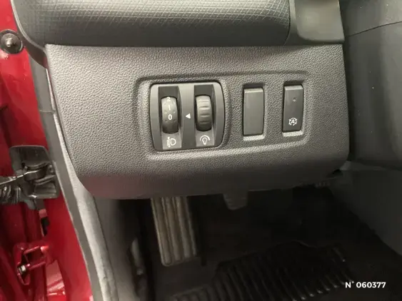 RENAULT CLIO IV - voiture d'occasion - Photo 15