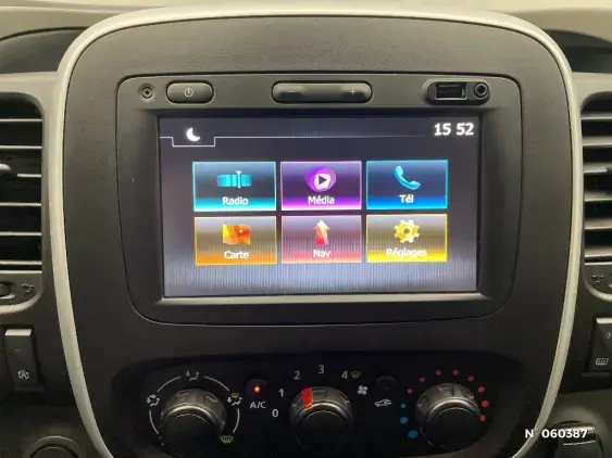 RENAULT TRAFIC III - voiture d'occasion - Photo 13