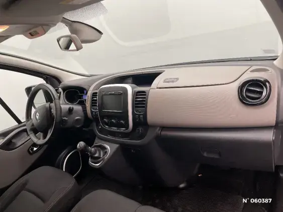 RENAULT TRAFIC III - voiture d'occasion - Photo 10