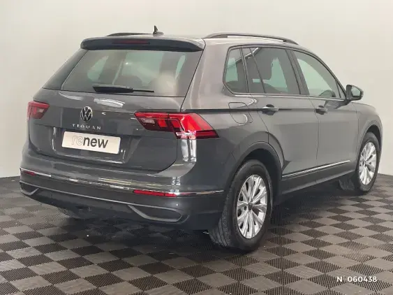 VOLKSWAGEN TIGUAN II - voiture d'occasion - Photo 4
