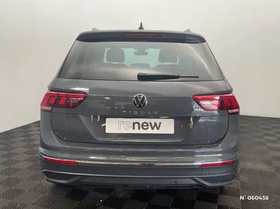 VOLKSWAGEN TIGUAN II - voiture d'occasion - Photo 6