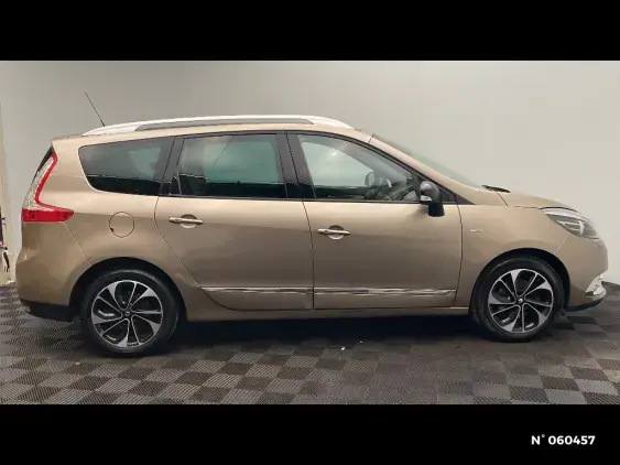 RENAULT GRAND SCENIC III - voiture d'occasion - Photo 5