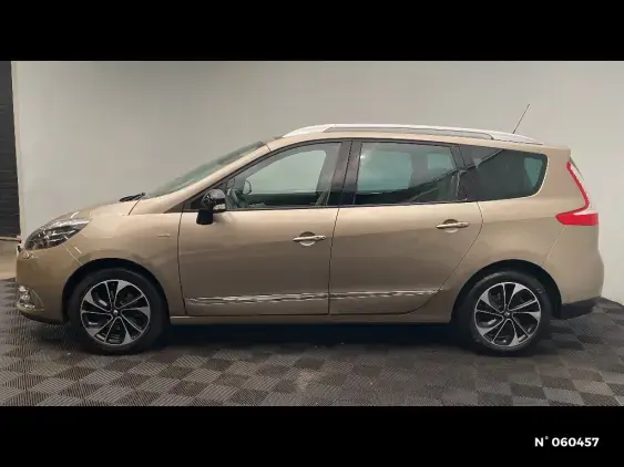 RENAULT GRAND SCENIC III - voiture d'occasion - Photo 2