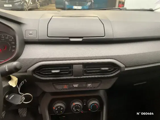 DACIA SANDERO III - voiture d'occasion - Photo 13