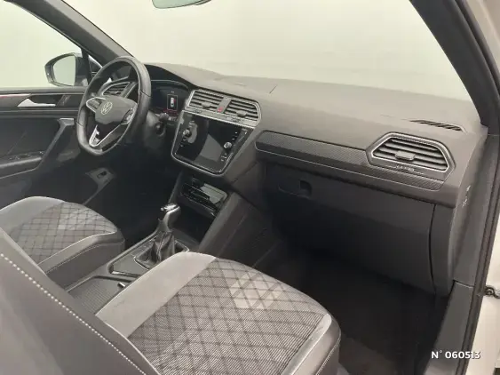 VOLKSWAGEN TIGUAN II - voiture d'occasion - Photo 10