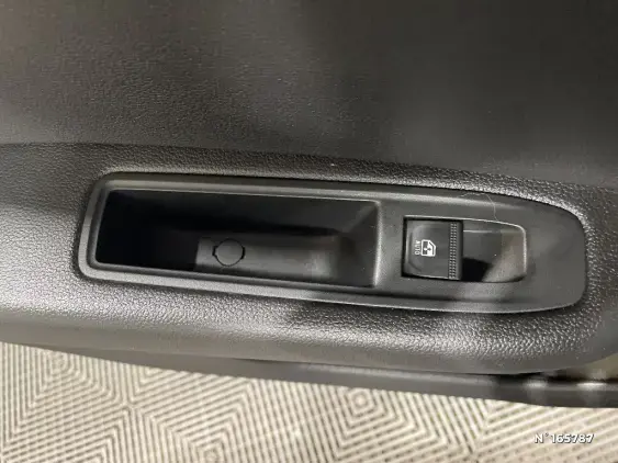 RENAULT CLIO V - voiture d'occasion - Photo 31