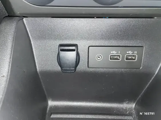 RENAULT CLIO V - voiture d'occasion - Photo 30