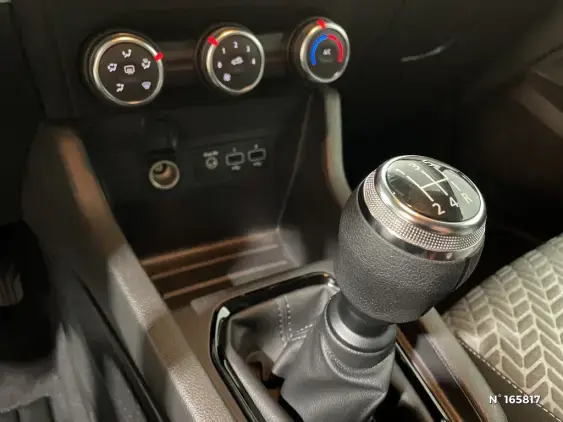 RENAULT CLIO V - voiture d'occasion - Photo 30