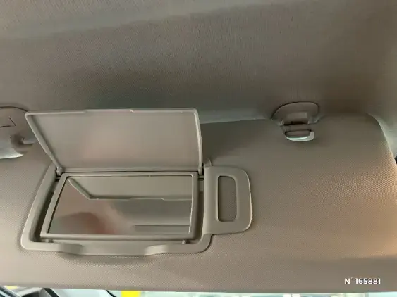 RENAULT CLIO V - voiture d'occasion - Photo 31