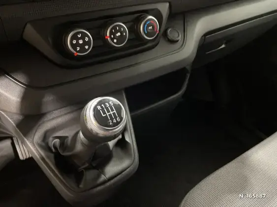 RENAULT TRAFIC FG III - voiture d'occasion - Photo 30